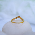 Load image into Gallery viewer, 9K Gold Ring with CZ Stones