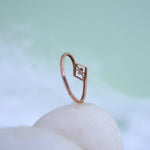 Load image into Gallery viewer, 9K Rose Gold Ring Caia