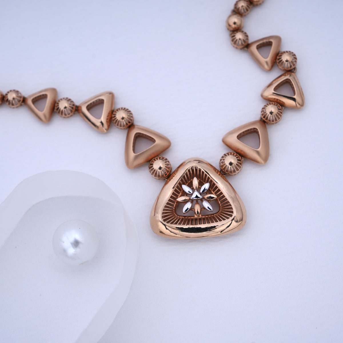 Caia 18k ca1nk18w112 necklace women hero