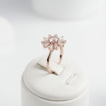 Load image into Gallery viewer, 18K Gold Ring with CZ Stones