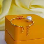 Load image into Gallery viewer, 9K Gold Butterfly Baby Bangle for Kids Caia