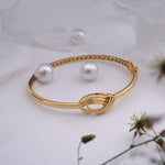 Load image into Gallery viewer, 9K Gold Bangle Caia