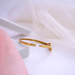 Load image into Gallery viewer, 9K Gold Bangle