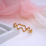 Load image into Gallery viewer, 9K Gold Bangle