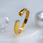 Load image into Gallery viewer, 9K Gold Ring with CZ Stone for Office Wear Caia