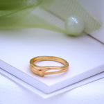Load image into Gallery viewer, 9K Gold Ring