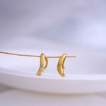 Load image into Gallery viewer, 9K Gold Hugging Earrings