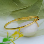 Load image into Gallery viewer, 9K Gold Bangle Caia