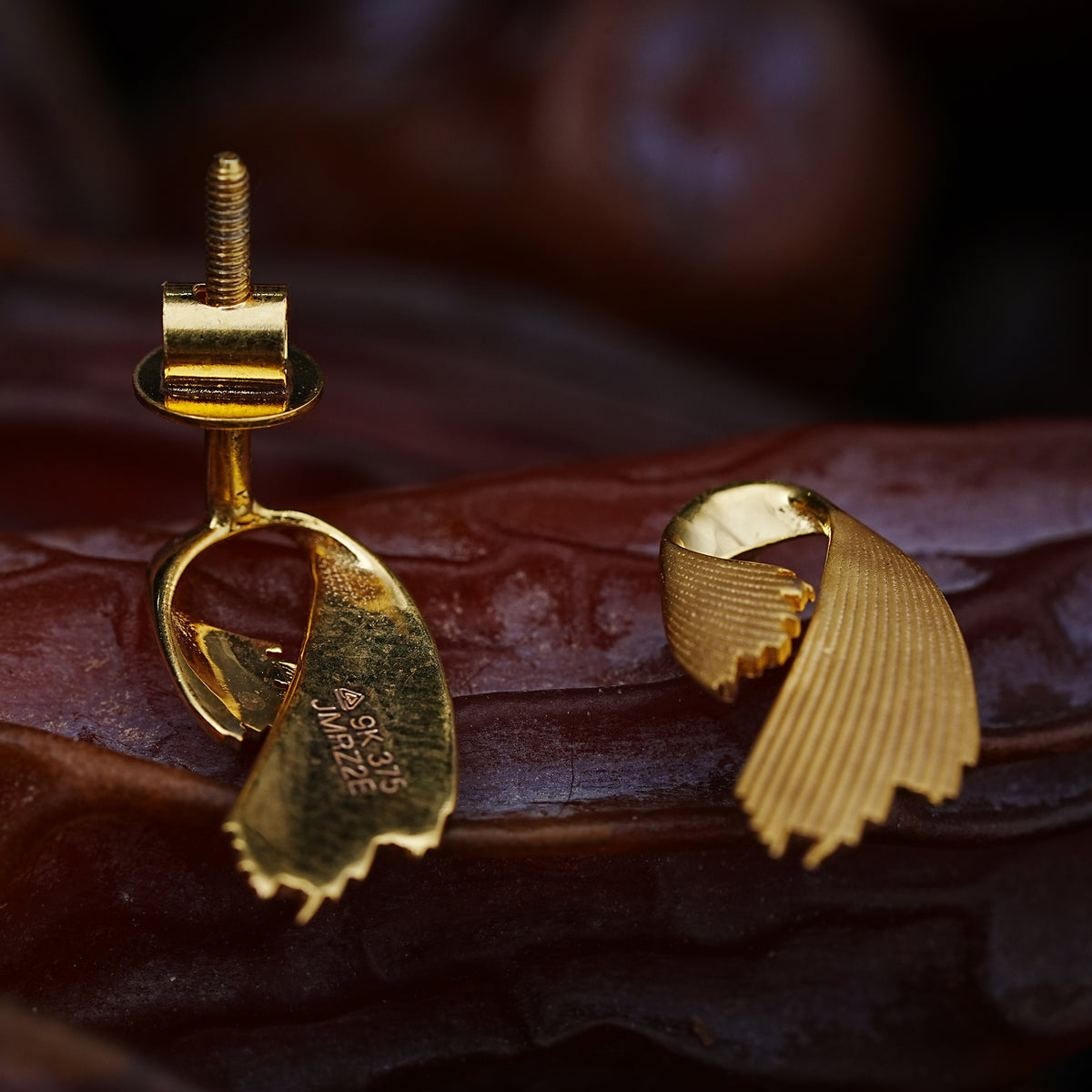 9k gold stud earrings for office wear