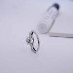 Load image into Gallery viewer, 925 Silver Ring with Swarovski Stone