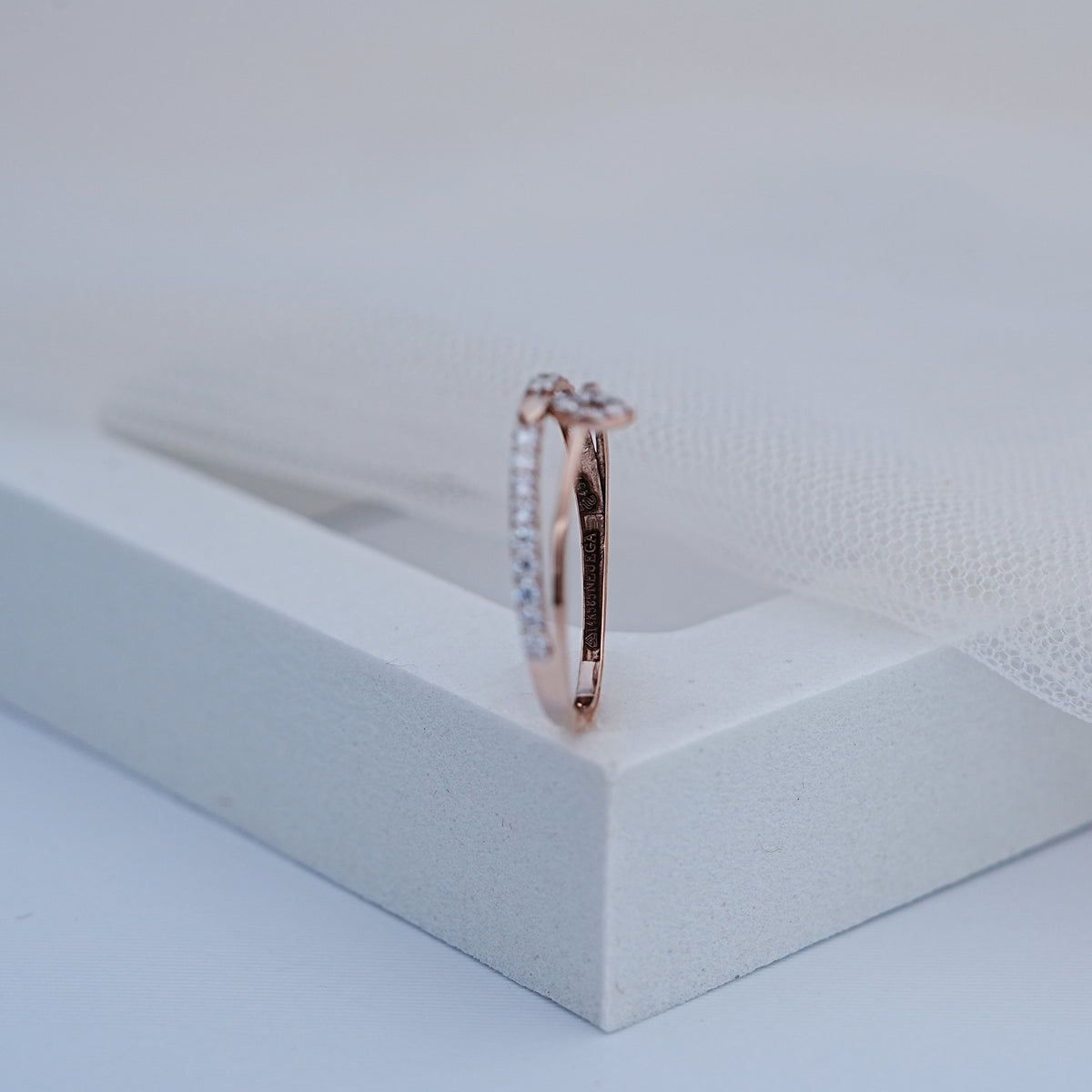 14k rose gold ring with cz stones