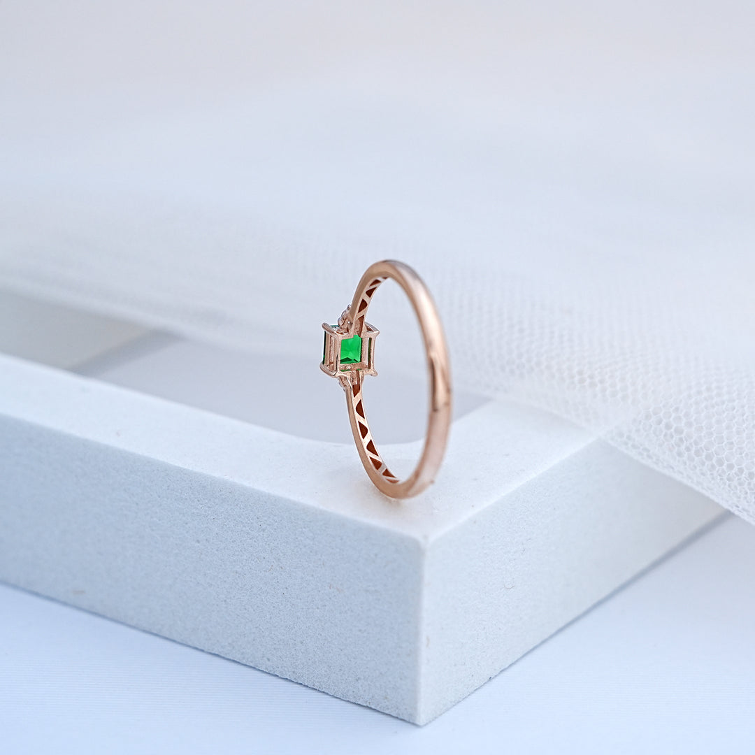 14K Rose Gold Ring with Multicolour Stones