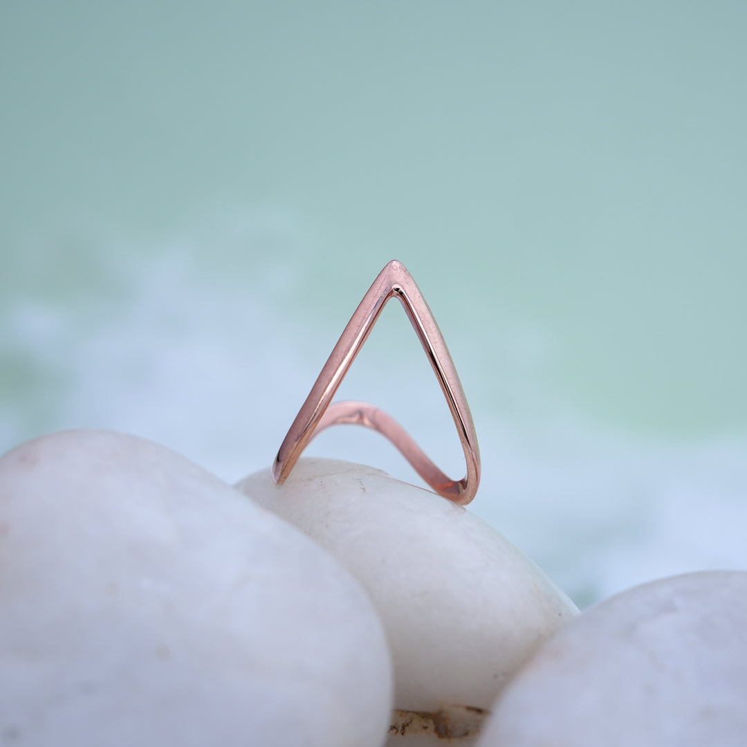 9K Rose Gold Vanky Ring