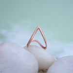 Load image into Gallery viewer, 9K Rose Gold Vanky Ring
