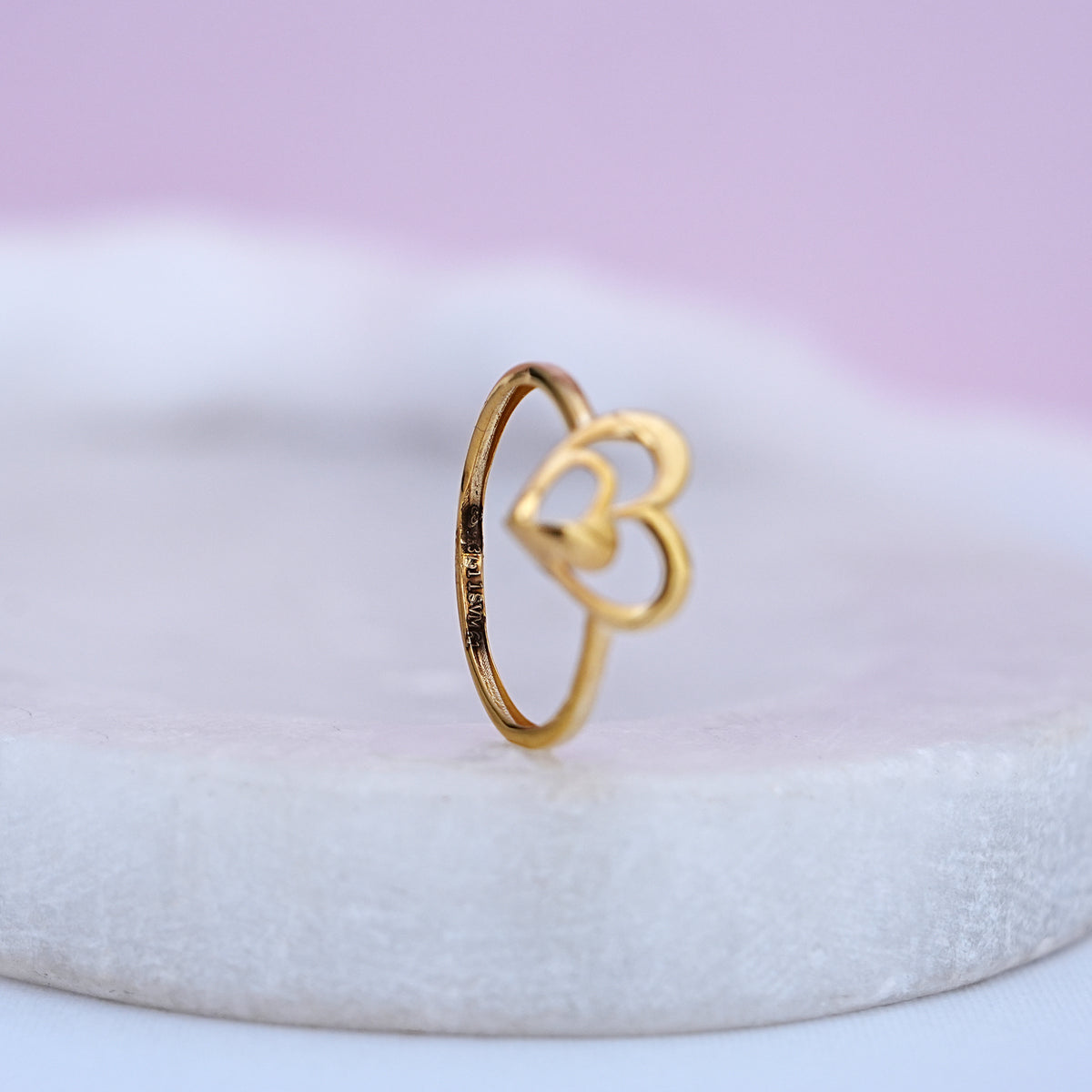 9k gold heart ring