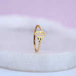 Load image into Gallery viewer, 9K Gold Ring
