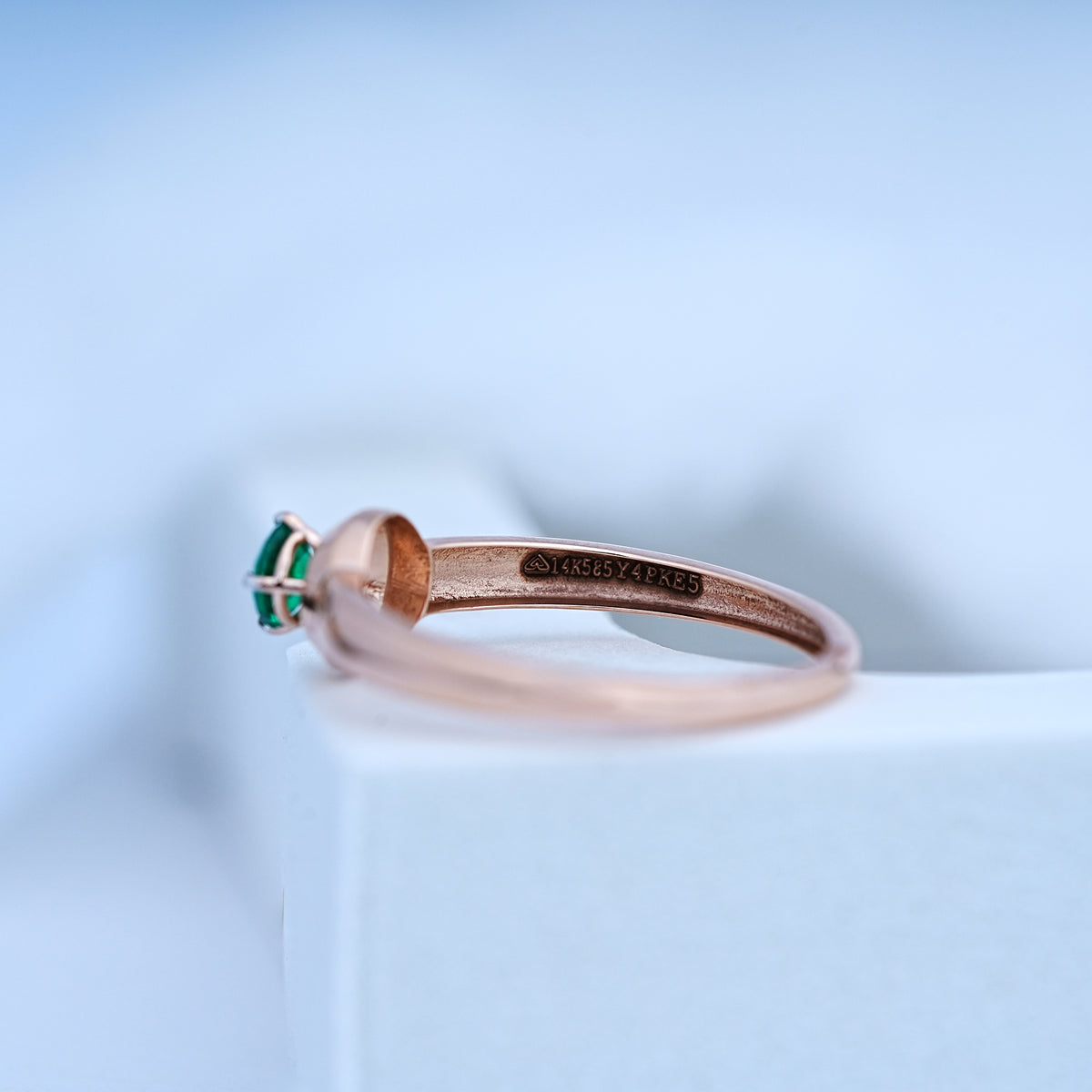 14k rose gold ring with colour stone