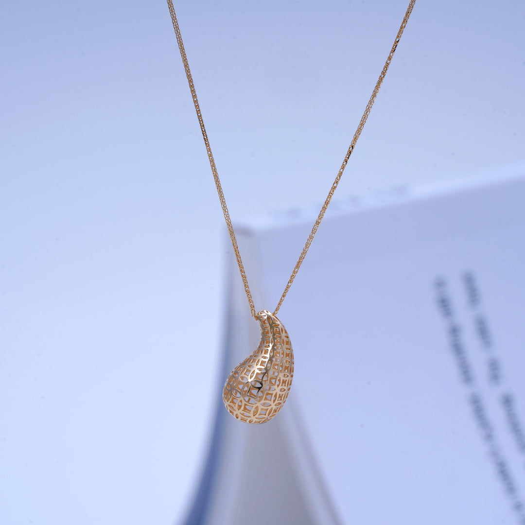 18K Gold Necklace
