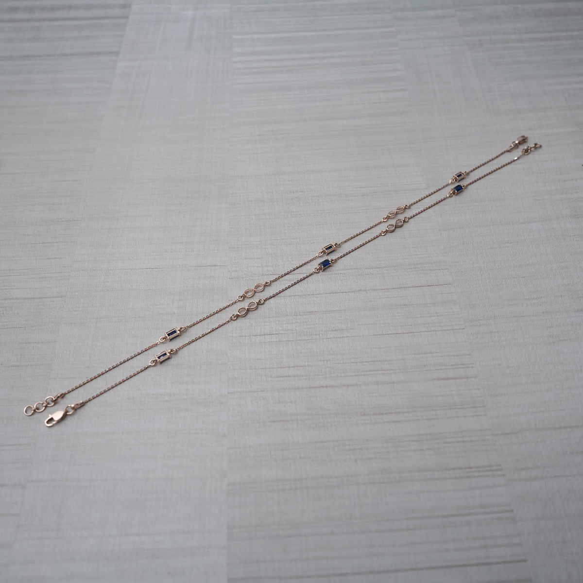 18k gold anklet with blue stones