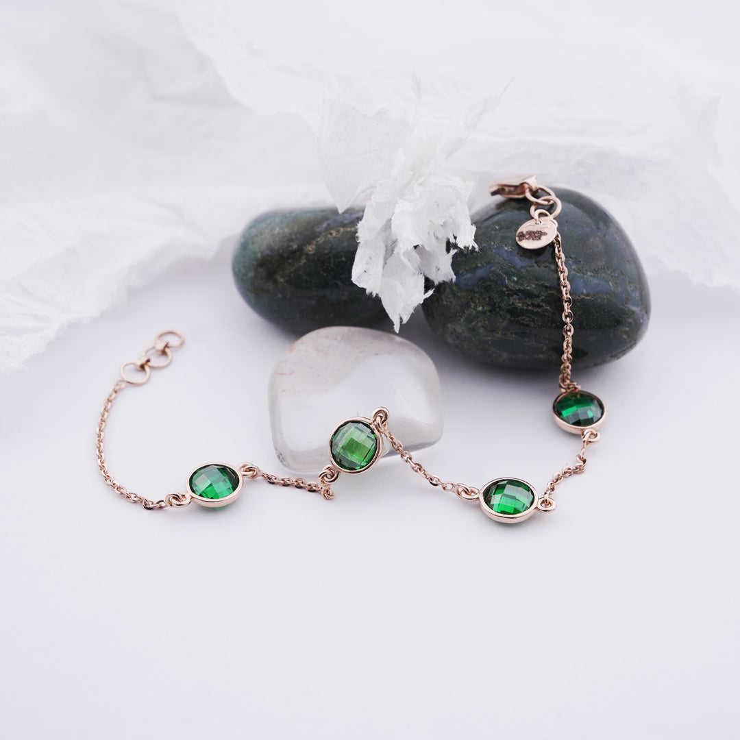 18K Gold Bracelet with Green Stones