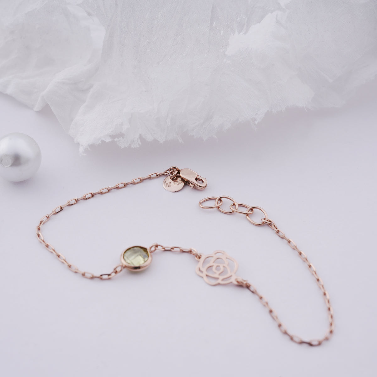 18k gold bracelet with pastel green stone