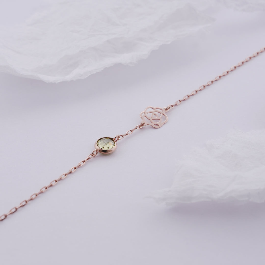 18K Gold Bracelet with Pastel Green Stone
