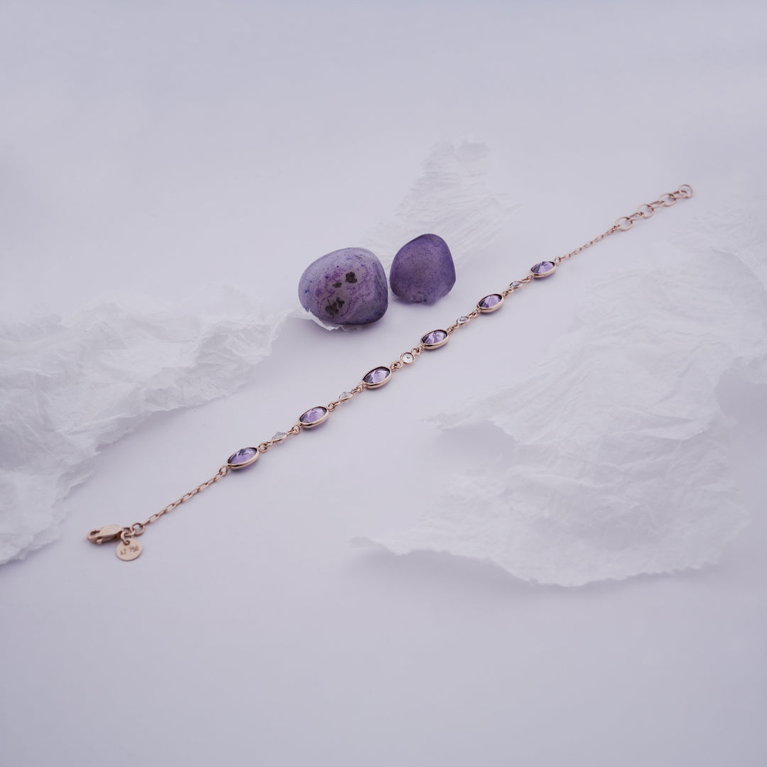 18K Gold Bracelet with Purple Stones