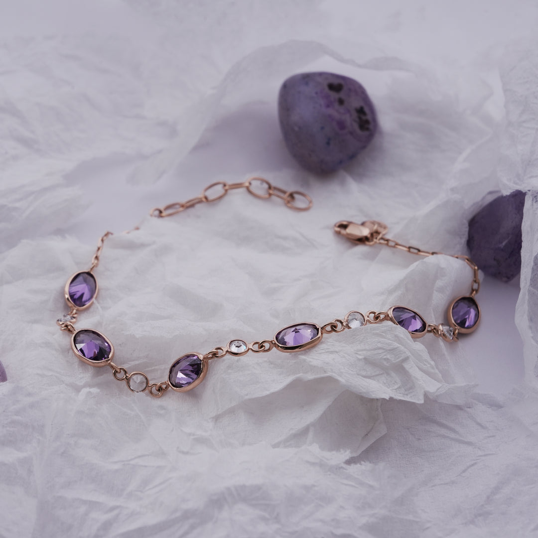 18K Gold Bracelet with Purple Stones