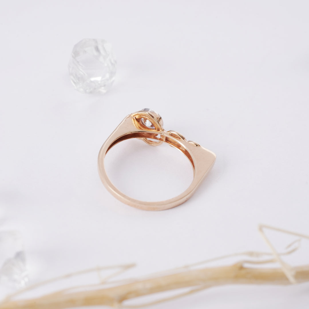 18K Gold Ring with Heart & Love
