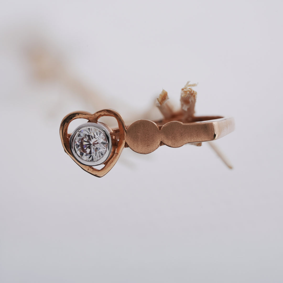 18K Gold Ring with Heart & Love