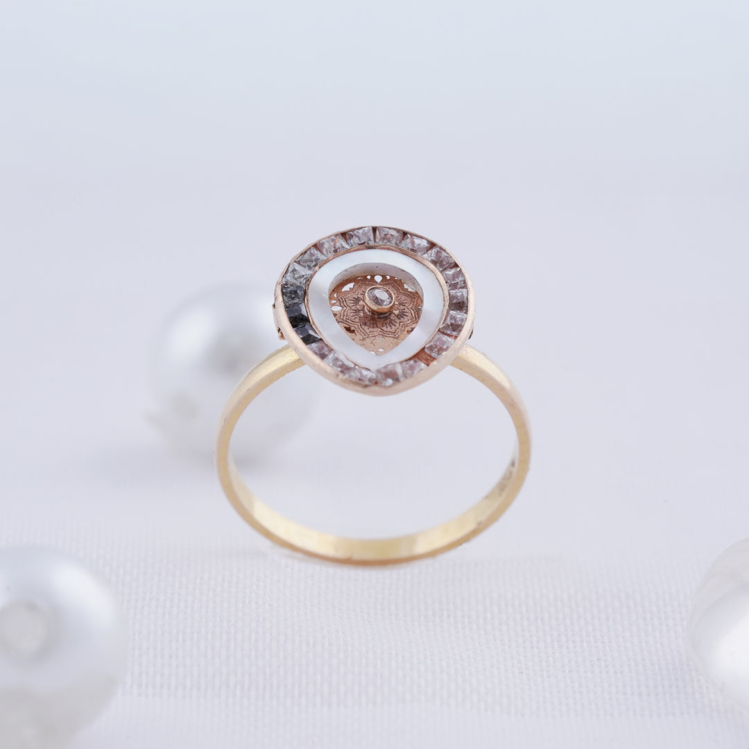 18K Gold Ring with CZ Stones
