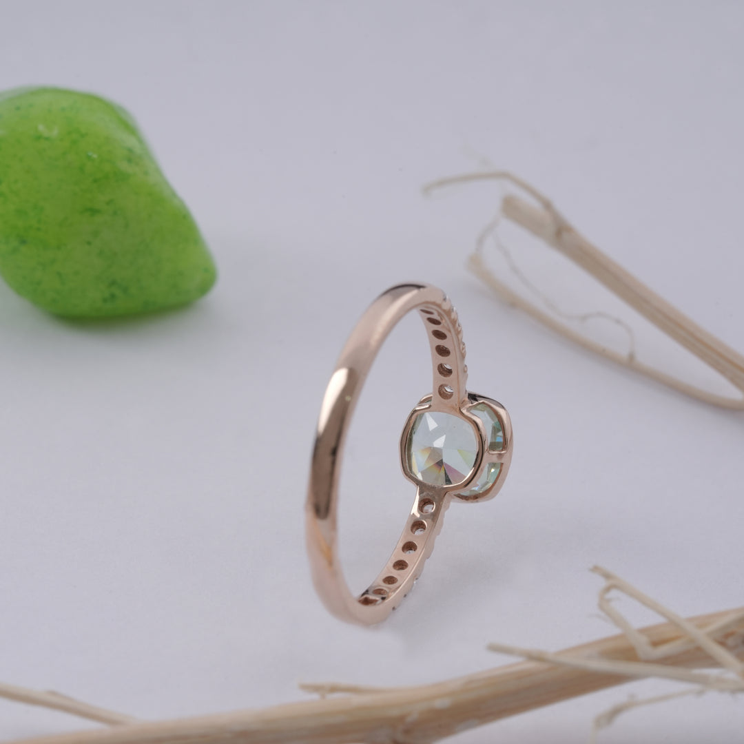 18K Gold Ring with CZ Stones