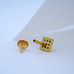 Load image into Gallery viewer, 18K Gold Second Stud/Nosepin Caia
