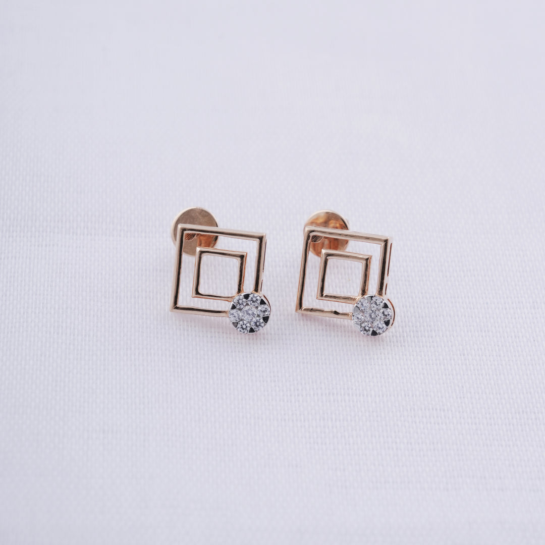 18K Gold Stud Earrings for Everyday Wear