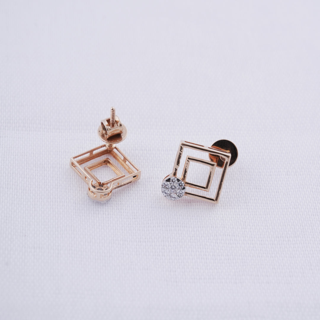 18K Gold Stud Earrings for Everyday Wear