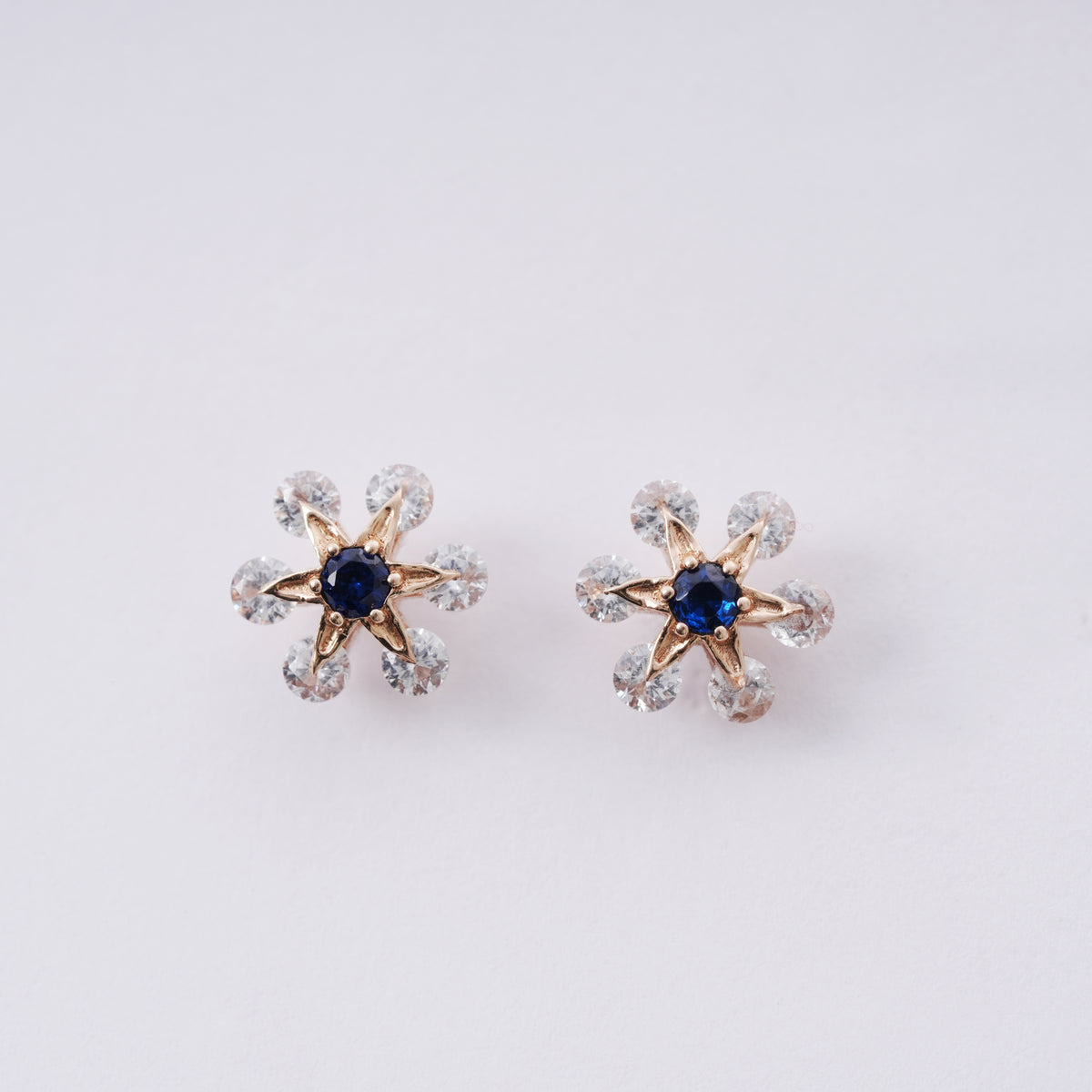 18k gold stud earrings with multicolour stones