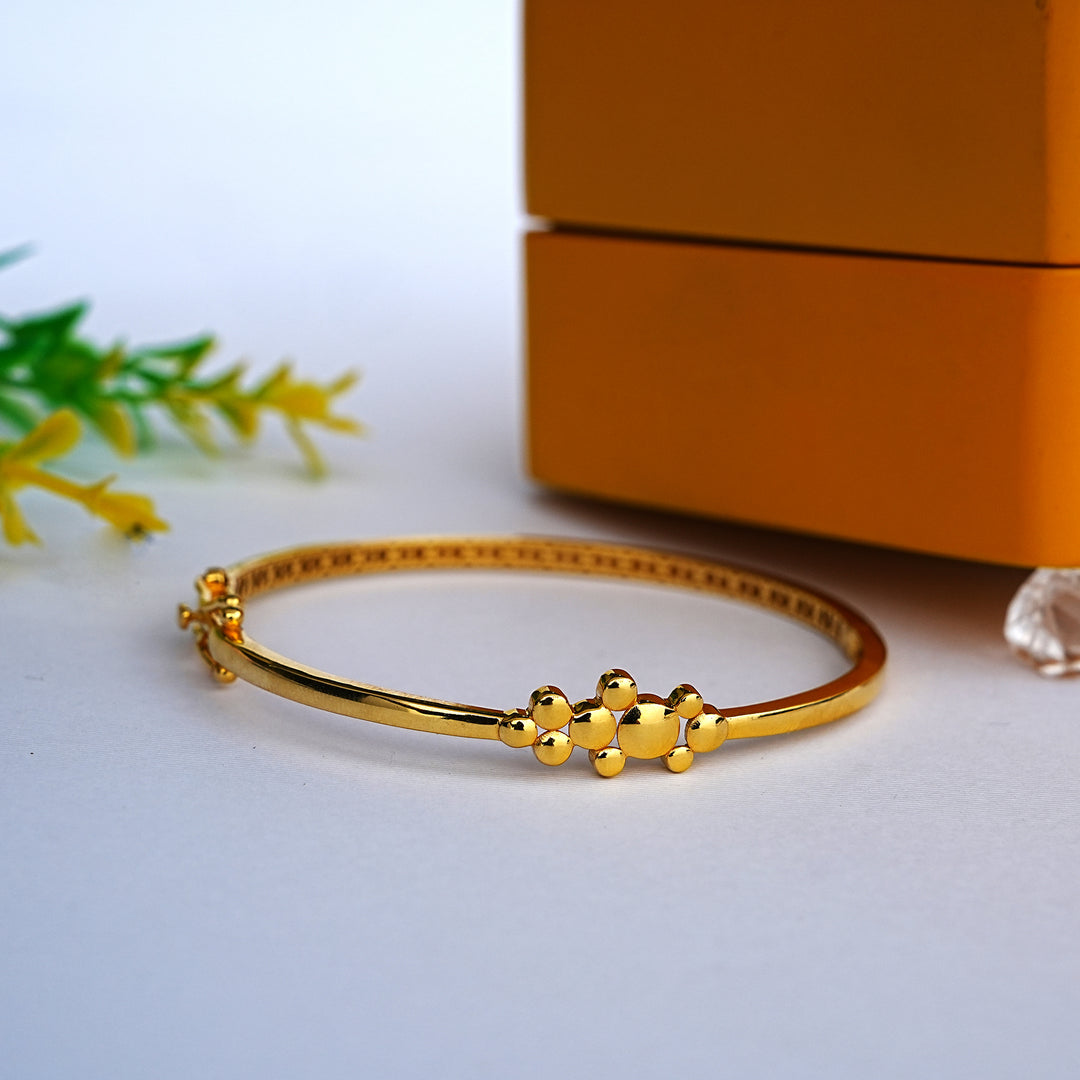 9K Gold Bangle