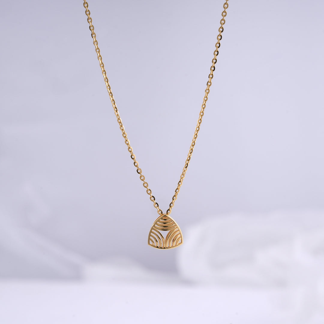 9K Gold Pendant Necklace