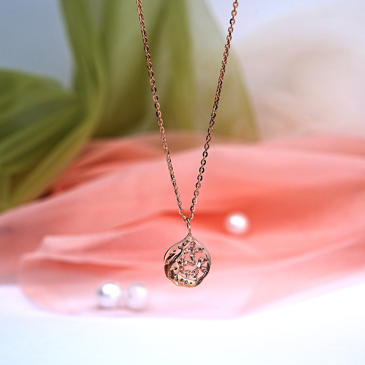 9k gold pendant necklace with cz stones for office wear