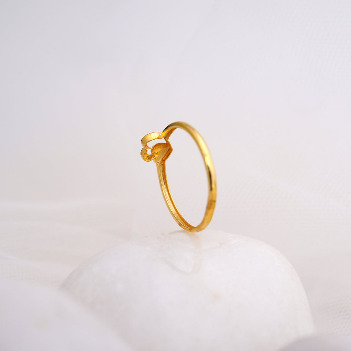9k gold heart ring for daily wear
