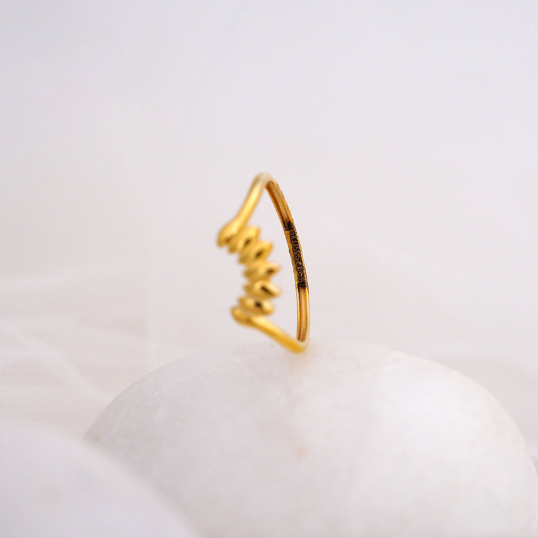 9K Gold Floral Ring