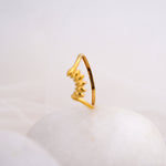 Load image into Gallery viewer, 9K Gold Floral Ring
