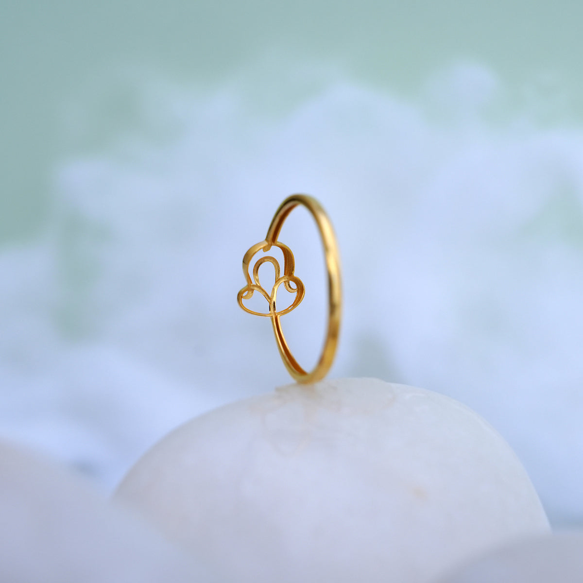 9k gold ring