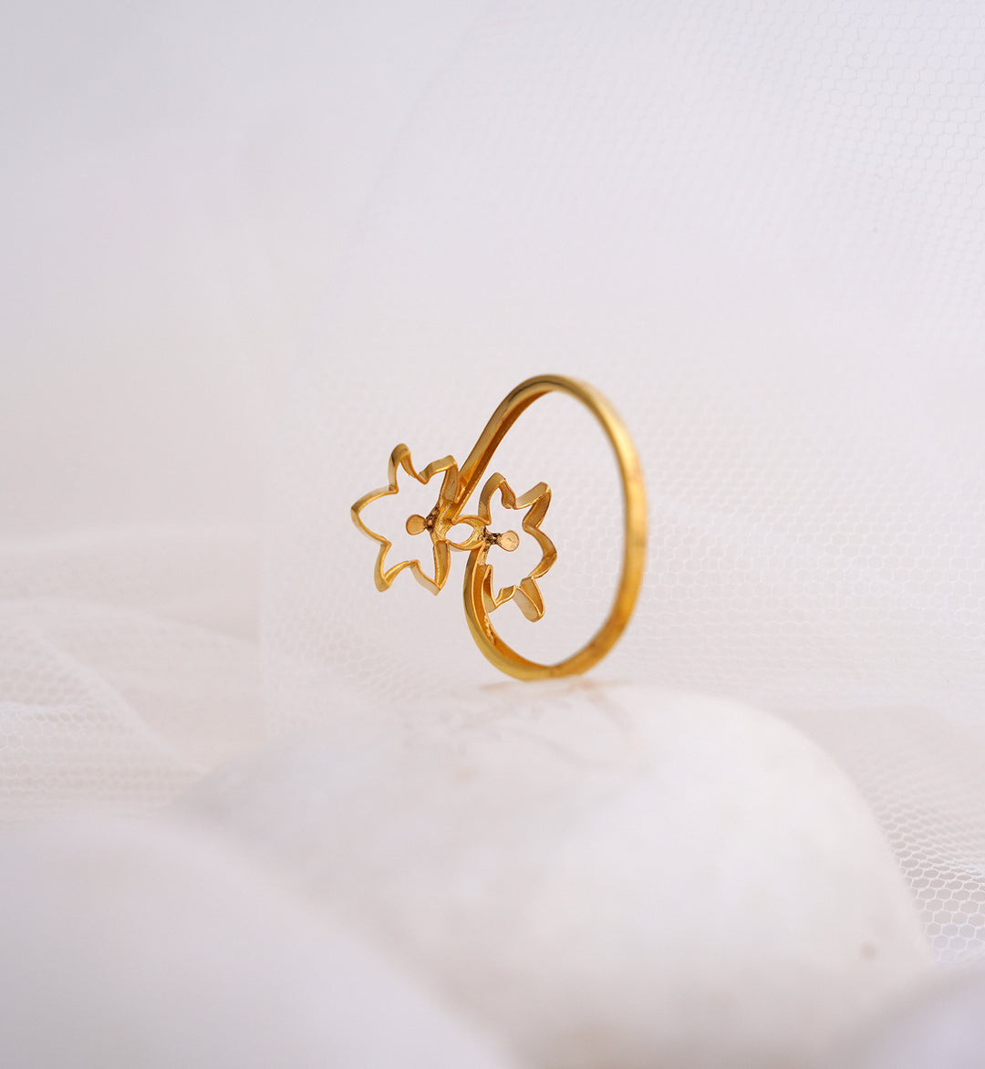 9K Gold Floral Ring