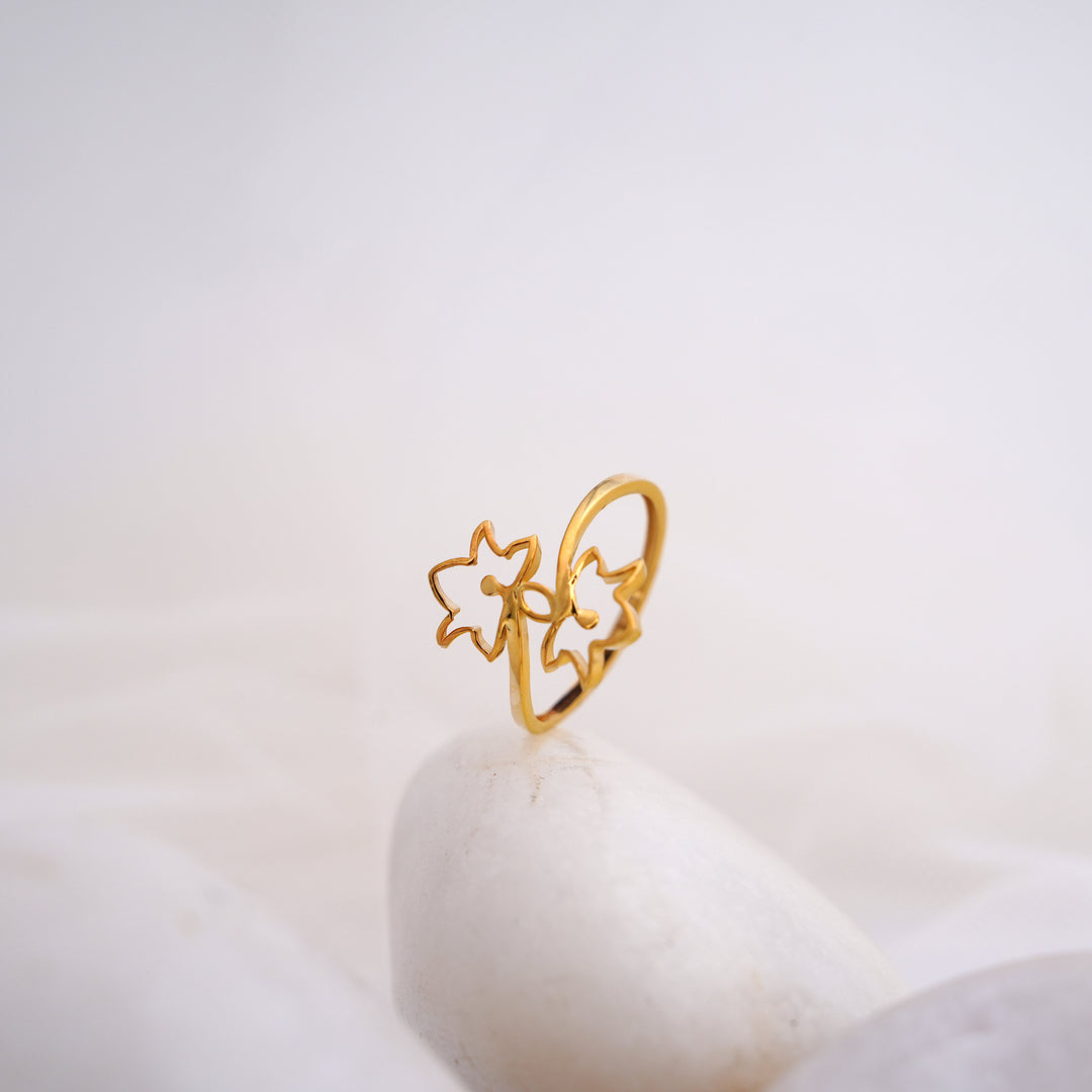 9K Gold Floral Ring