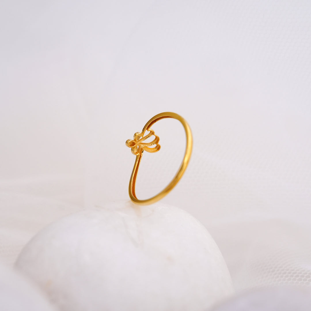 9K Gold Floral Ring
