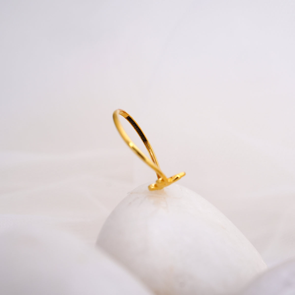 9k gold floral ring
