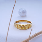 Load image into Gallery viewer, 9K Gold Ring
