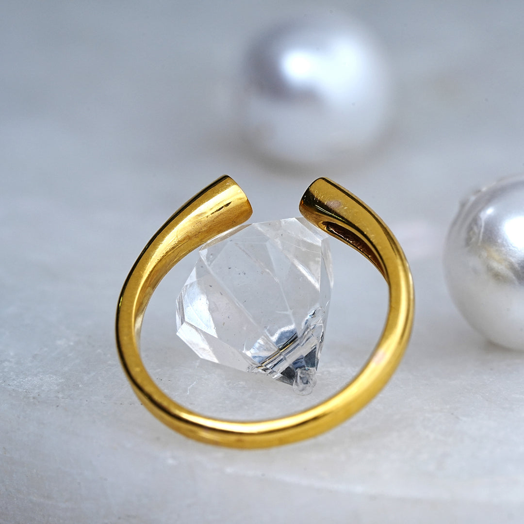 9K Gold Ring with CZ Stone for Office Wear