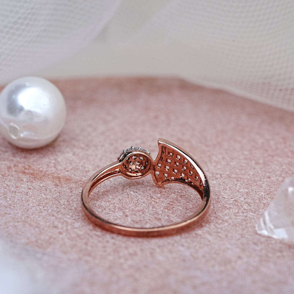 9k rose gold ring with cz stone